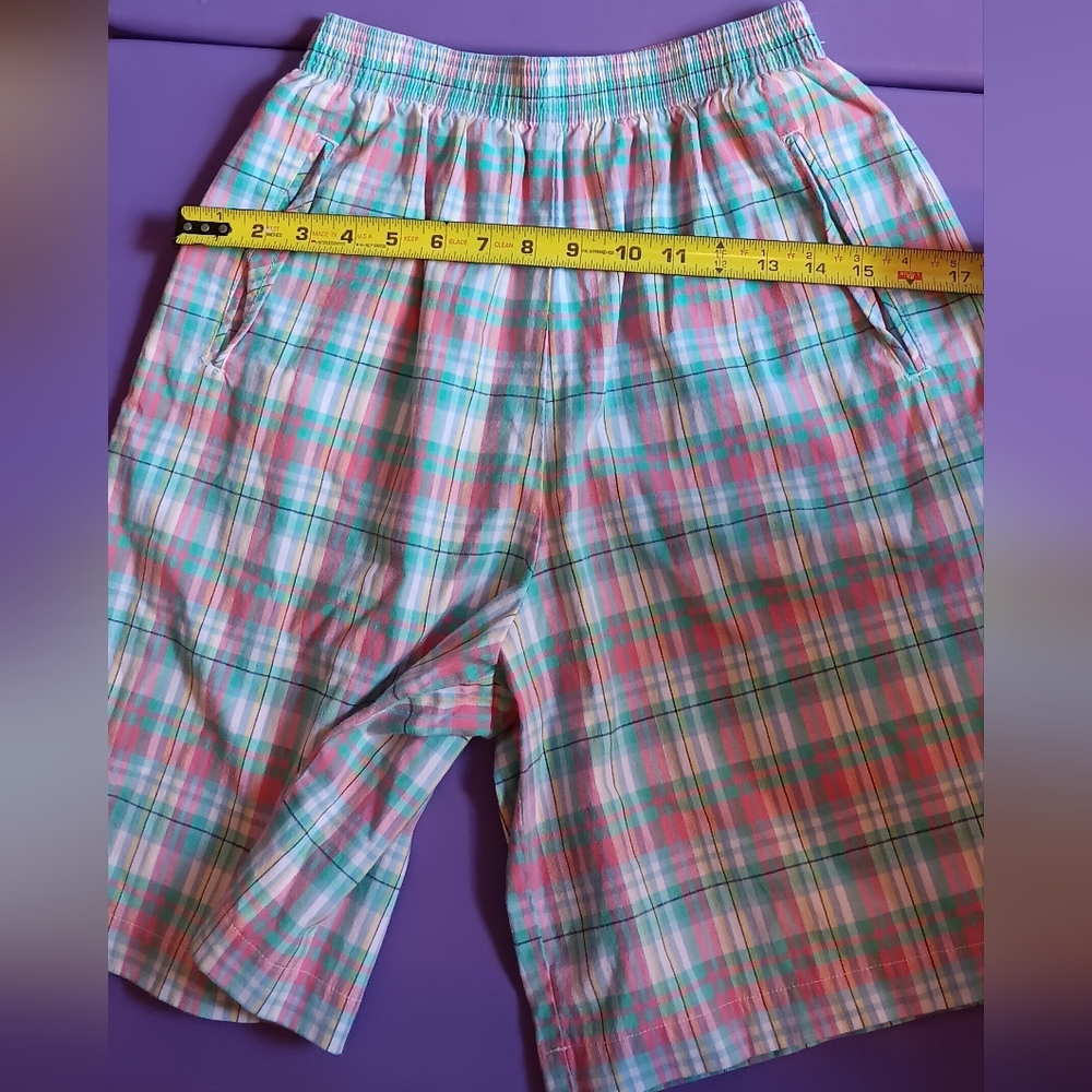 Vintage Ladies Koret Multicolor Plaid Shorts - Picture 11 of 11